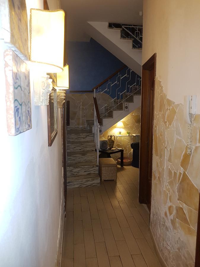 Hotel Borgo Marinaro Aci Castello Esterno foto